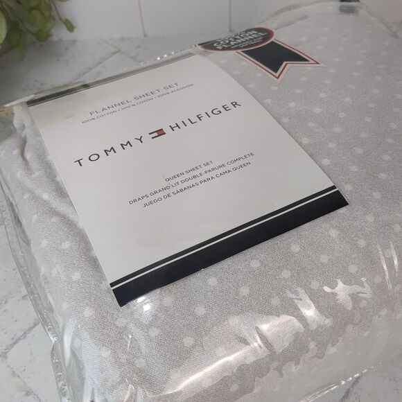 Tommy Hilfiger Flannel Sheet Set Queen Light Gray Polka Dot 100% Cotton - Picture 3 of 8